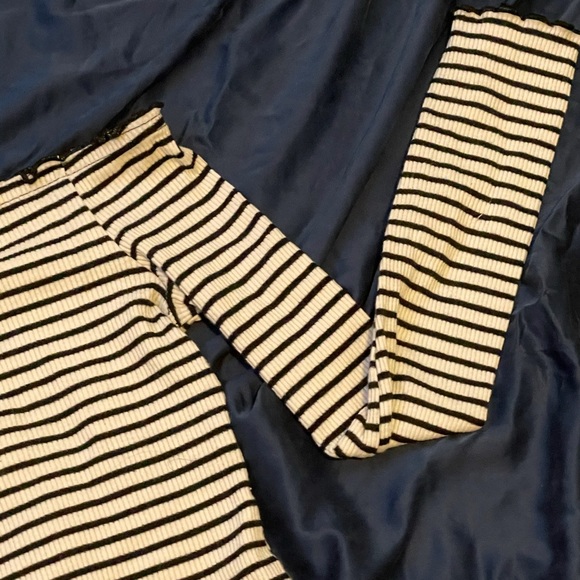 Lettuce Trim Off Shoulder Long Sleeve Top - Picture 2 of 2